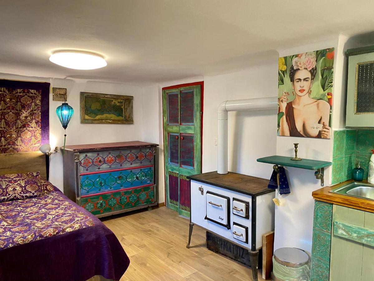 Bohemian Eco Lodge At Lake Balaton Kisapati Екстер'єр фото