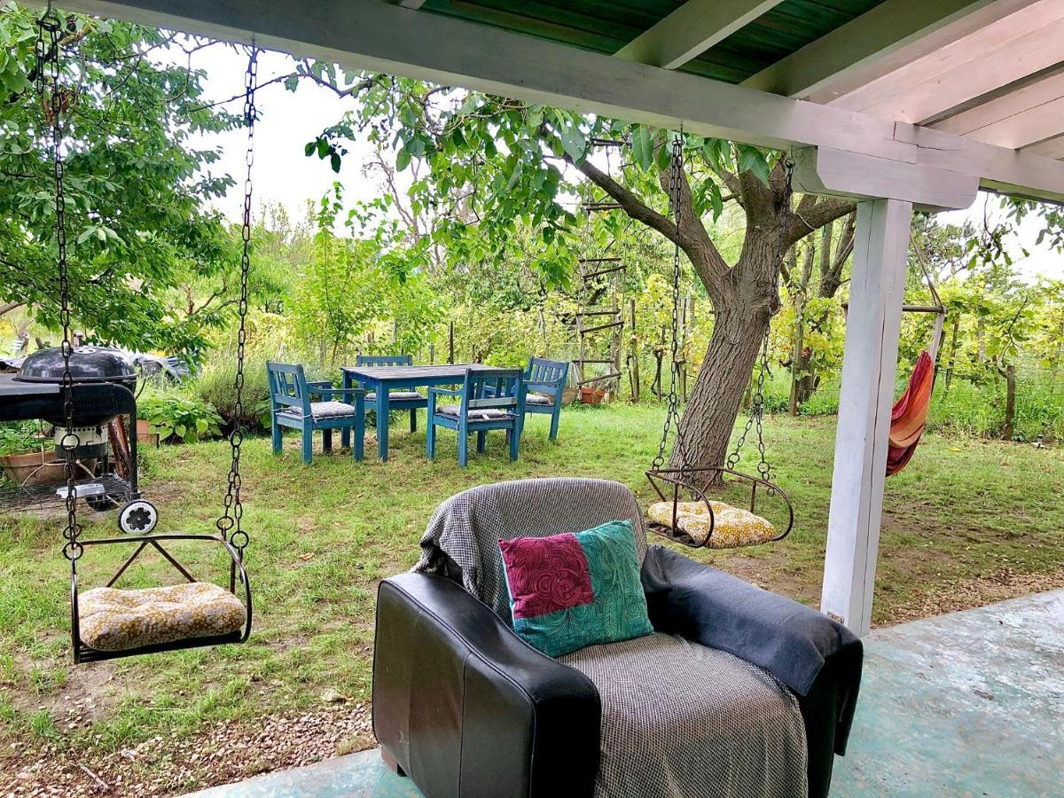 Bohemian Eco Lodge At Lake Balaton Kisapati Екстер'єр фото